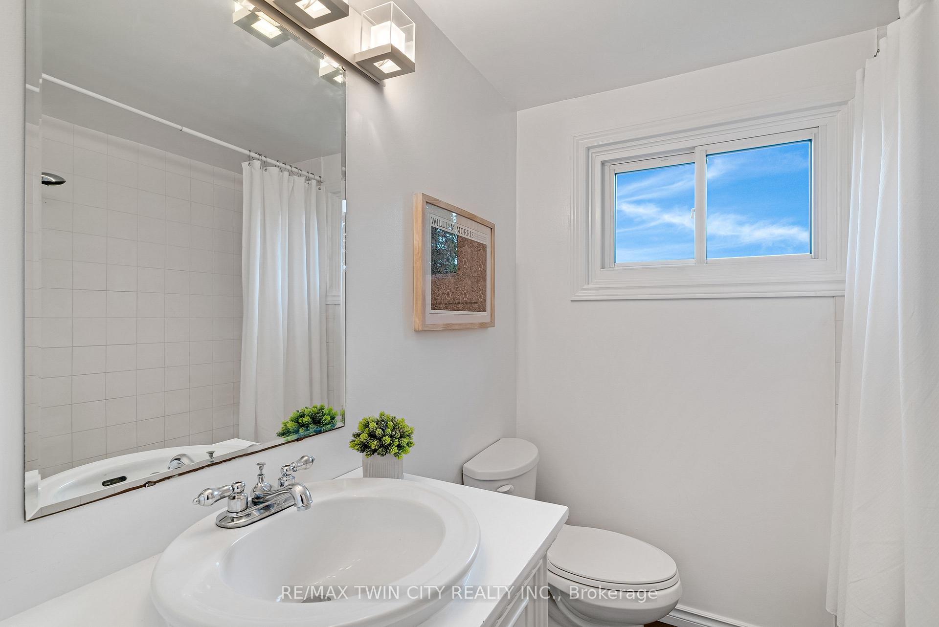Photo 21 of Unit 23, 25 Upper Canada Drive, Kitchener, Pioneer Park — HOMEH
