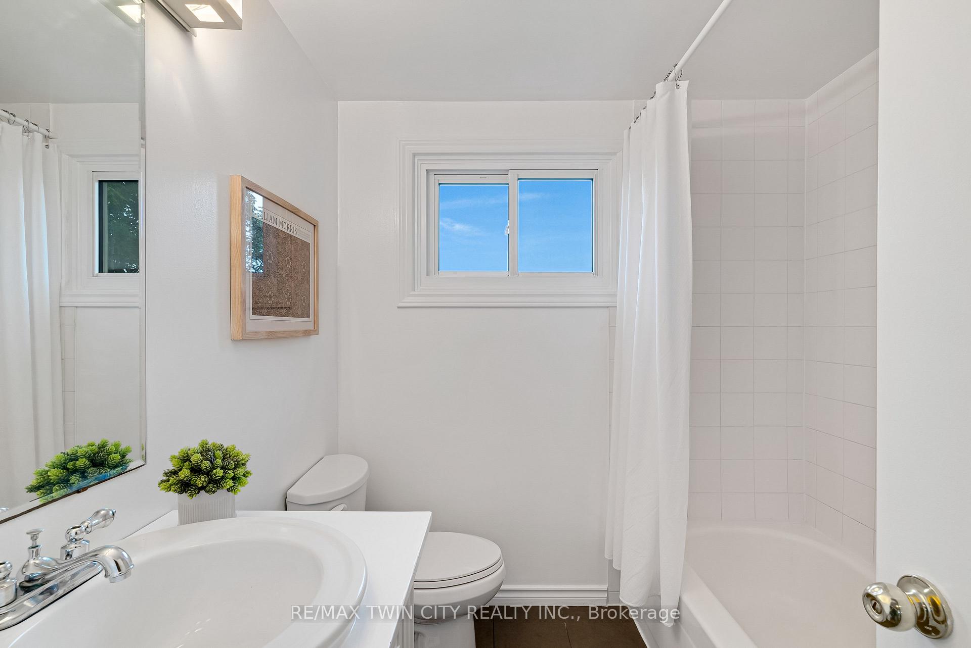 Photo 22 of Unit 23, 25 Upper Canada Drive, Kitchener, Pioneer Park — HOMEH