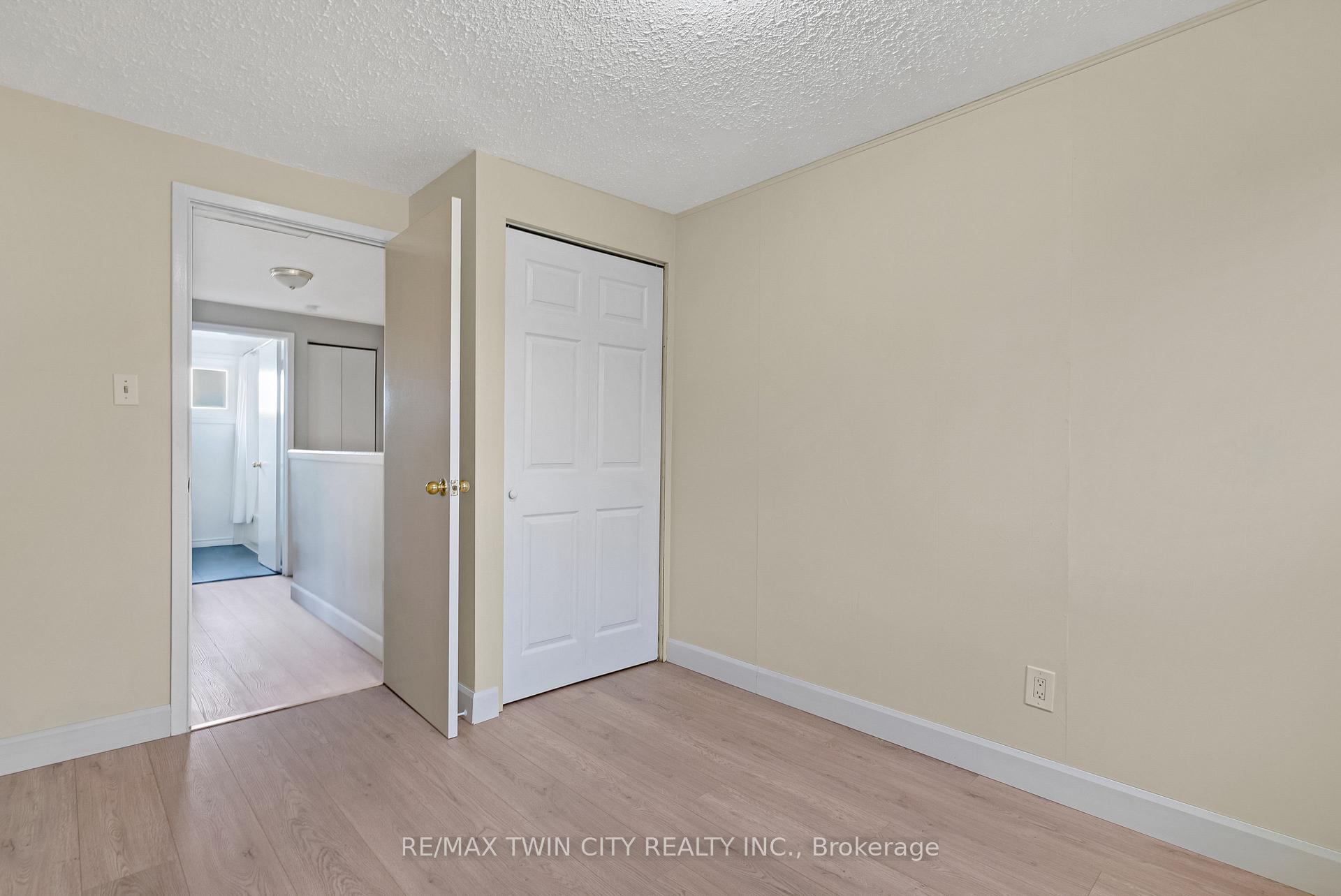 Photo 26 of Unit 23, 25 Upper Canada Drive, Kitchener, Pioneer Park — HOMEH