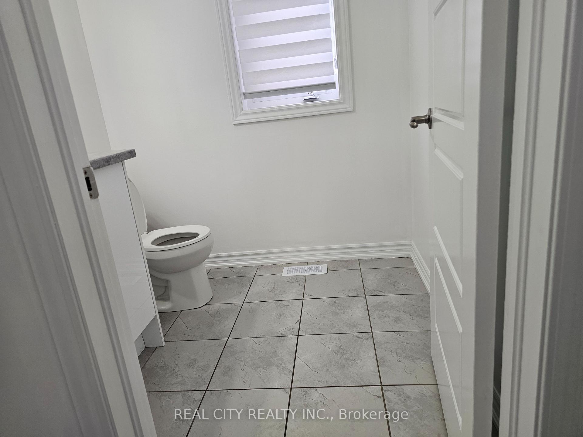 Photo 11 of 25 Whitton Drive, Brant, Paris — HOMEH