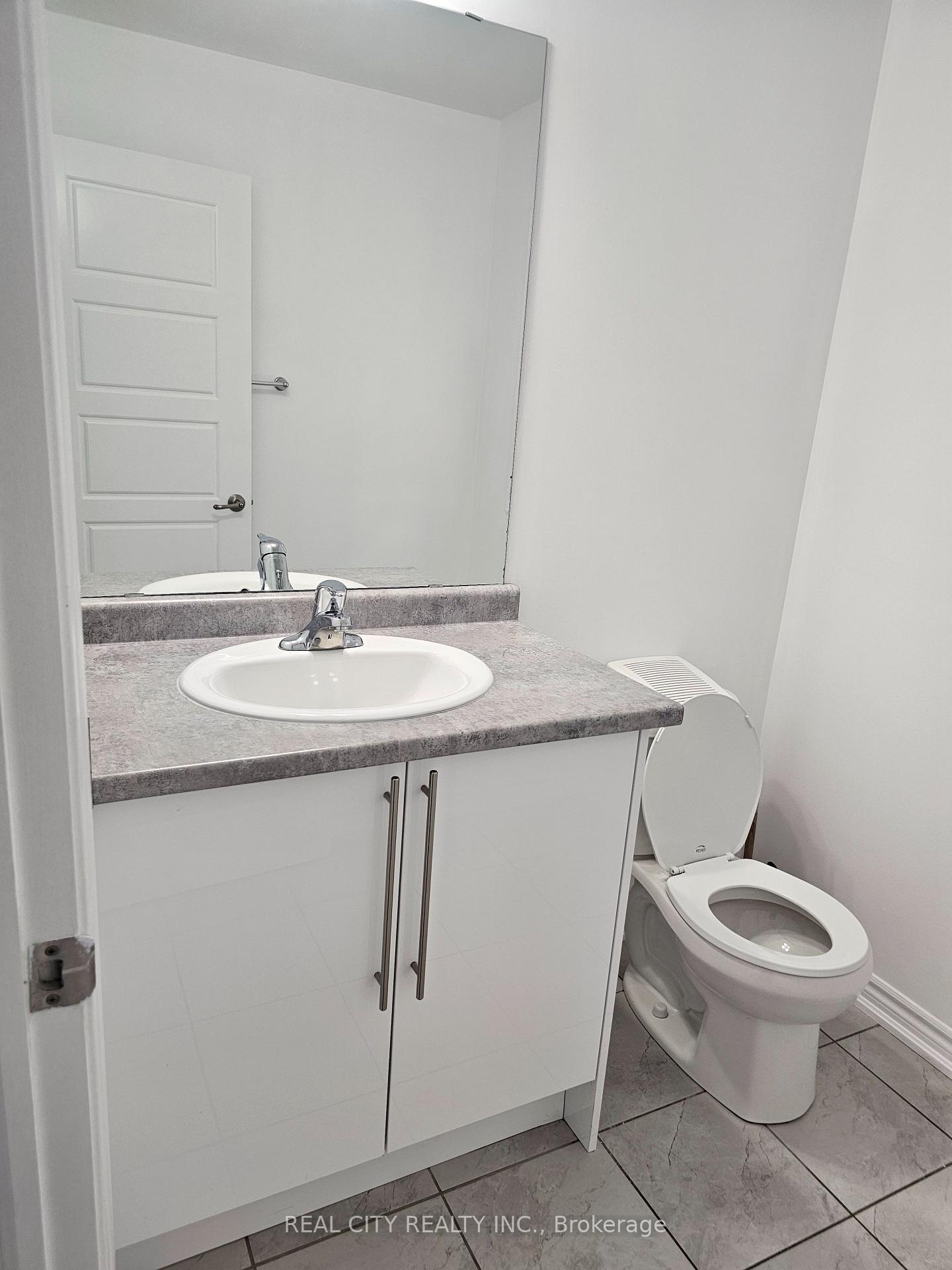 Photo 12 of 25 Whitton Drive, Brant, Paris — HOMEH