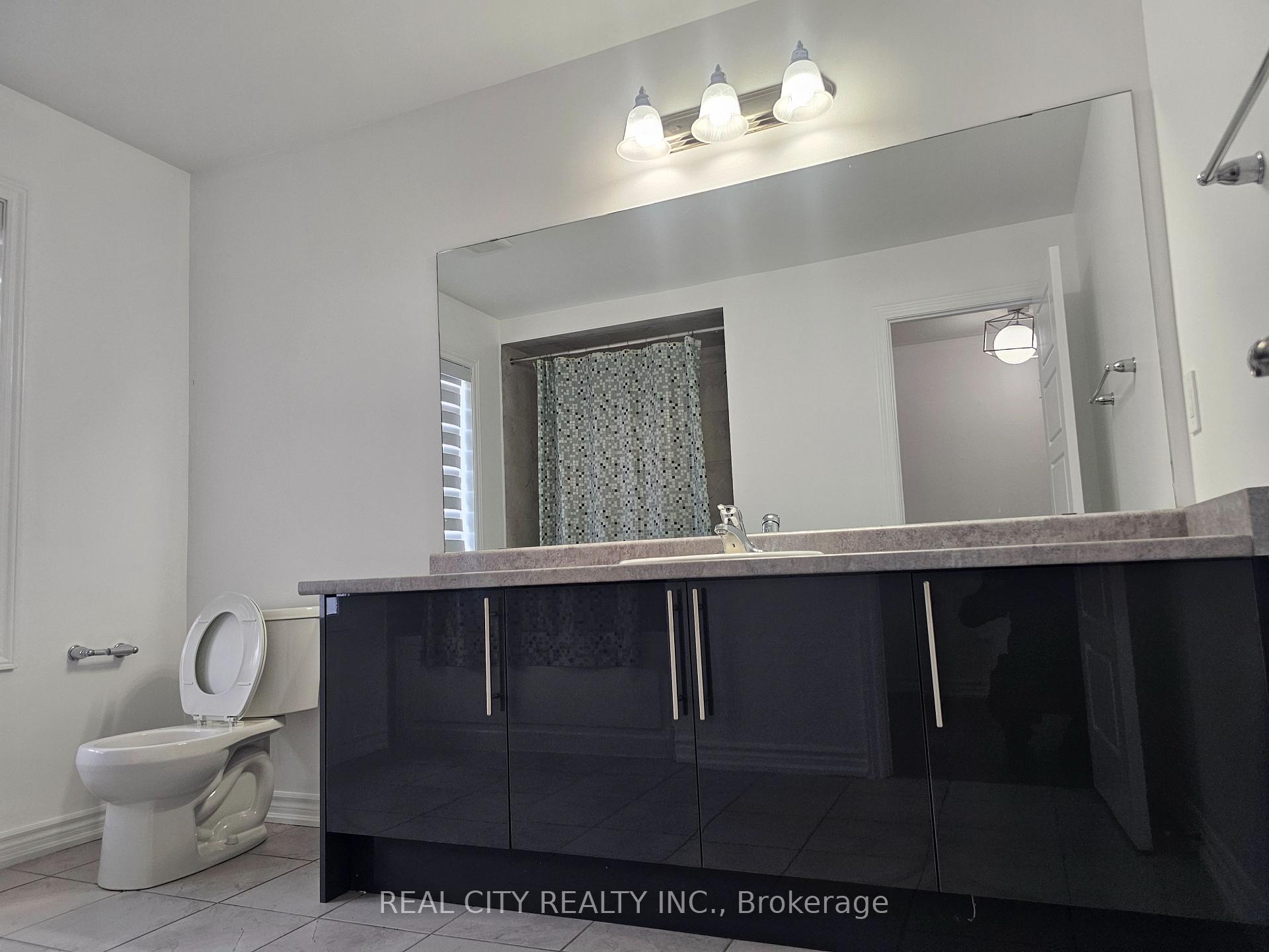 Photo 38 of 25 Whitton Drive, Brant, Paris — HOMEH