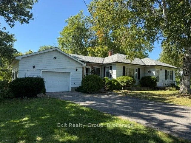 Photo 2 of 593 County Rd 28, Prince Edward County, Ameliasburg Ward — HOMEH