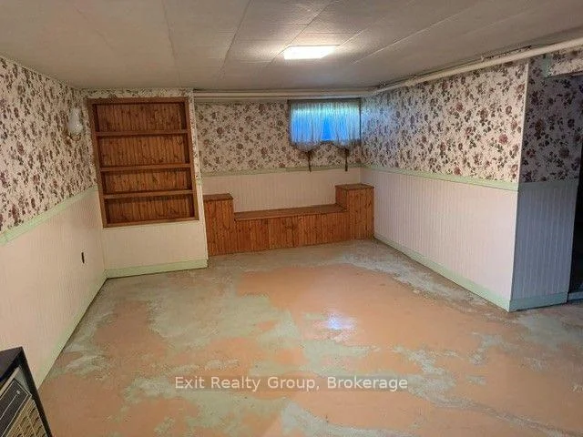 Photo 38 of 593 County Rd 28, Prince Edward County, Ameliasburg Ward — HOMEH