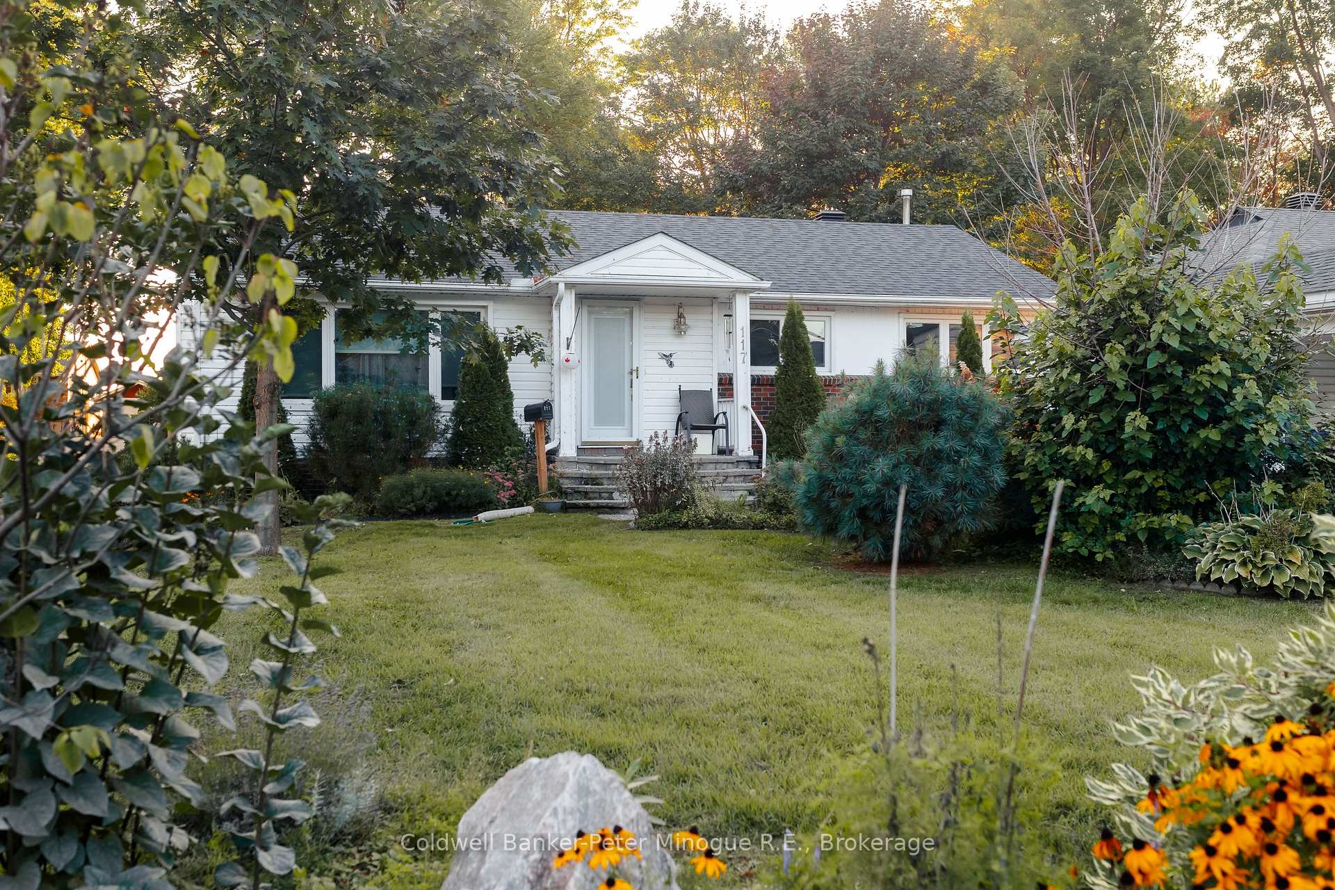 Front of 117 Campbell Avenue