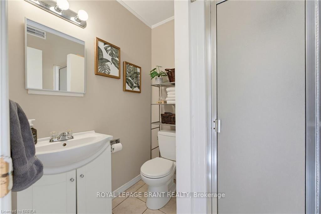 Photo 28 of 27 Brier Crescent, Brantford, Rosedale/Gable Height — HOMEH