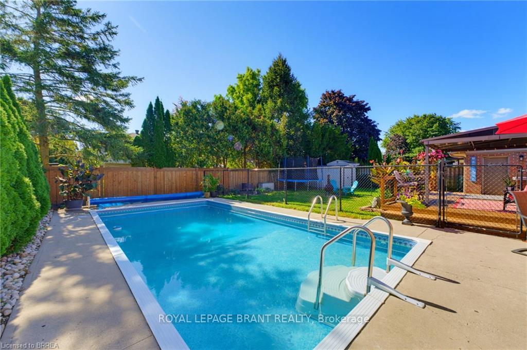 Photo 35 of 27 Brier Crescent, Brantford, Rosedale/Gable Height — HOMEH