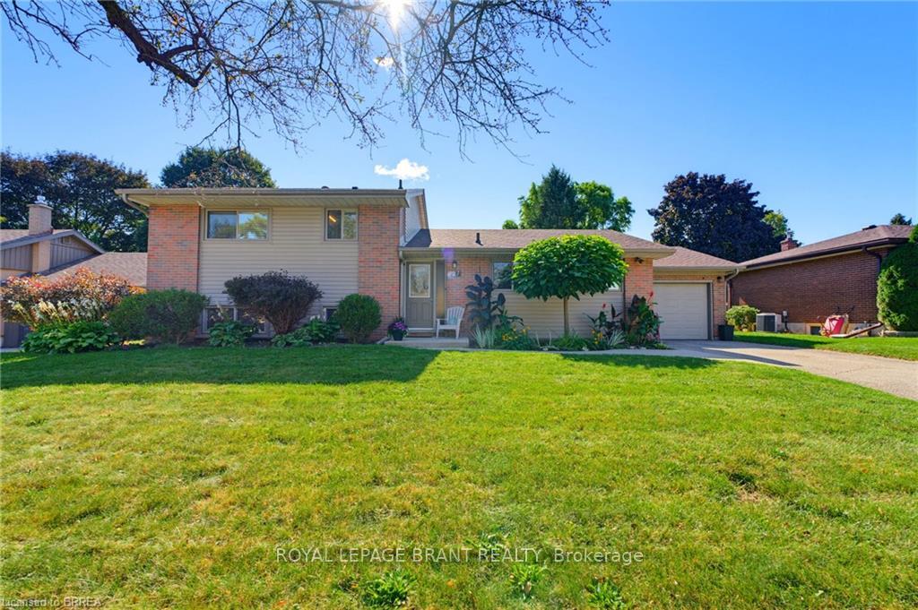 Photo 40 of 27 Brier Crescent, Brantford, Rosedale/Gable Height — HOMEH