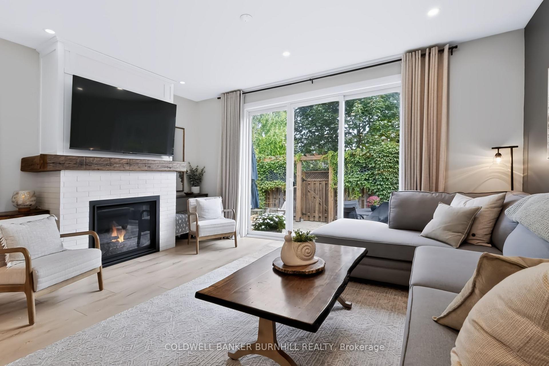 Photo 14 of Unit 2, 2243 Turnberry Road, Burlington, Rose — HOMEH