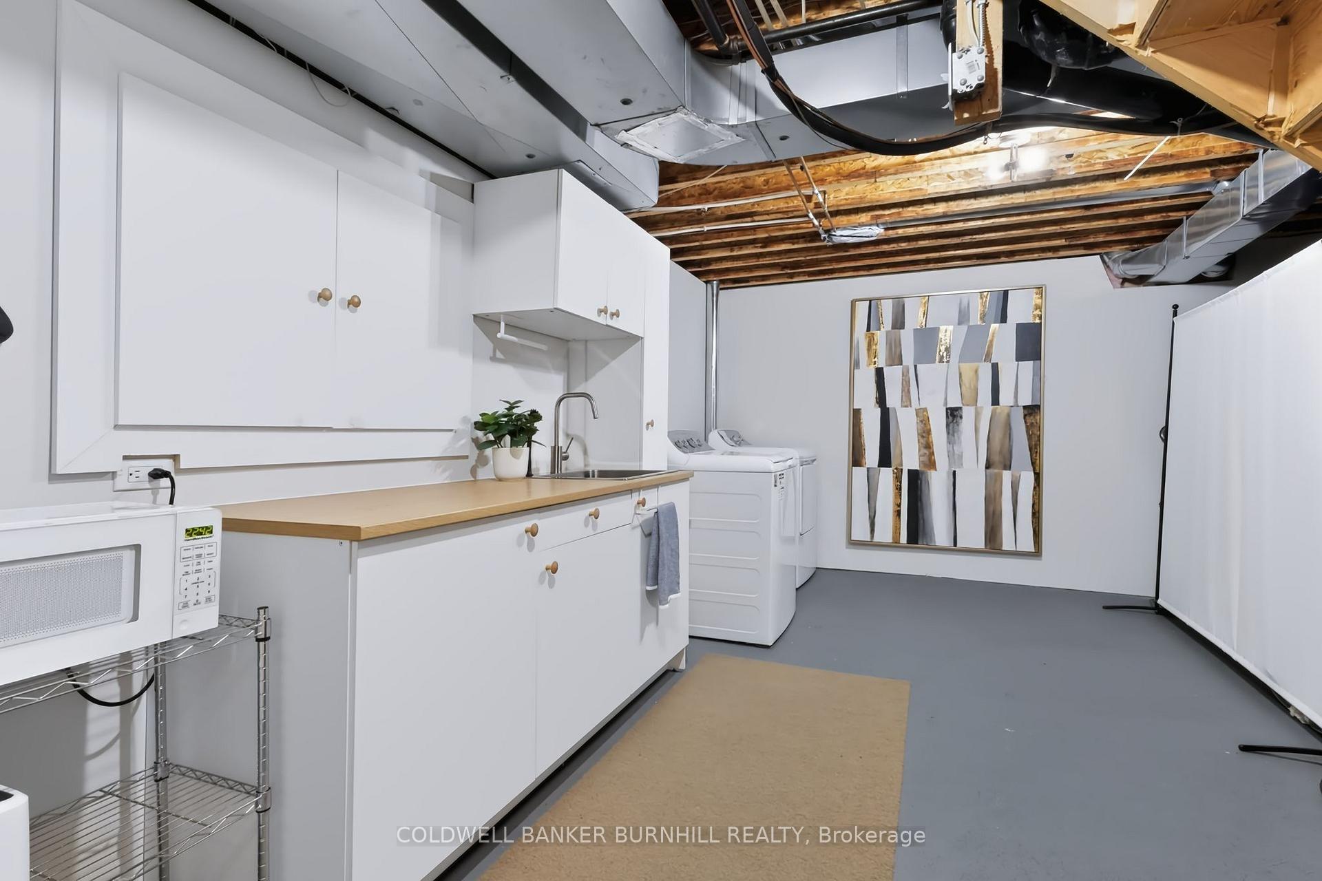 Photo 33 of Unit 2, 2243 Turnberry Road, Burlington, Rose — HOMEH