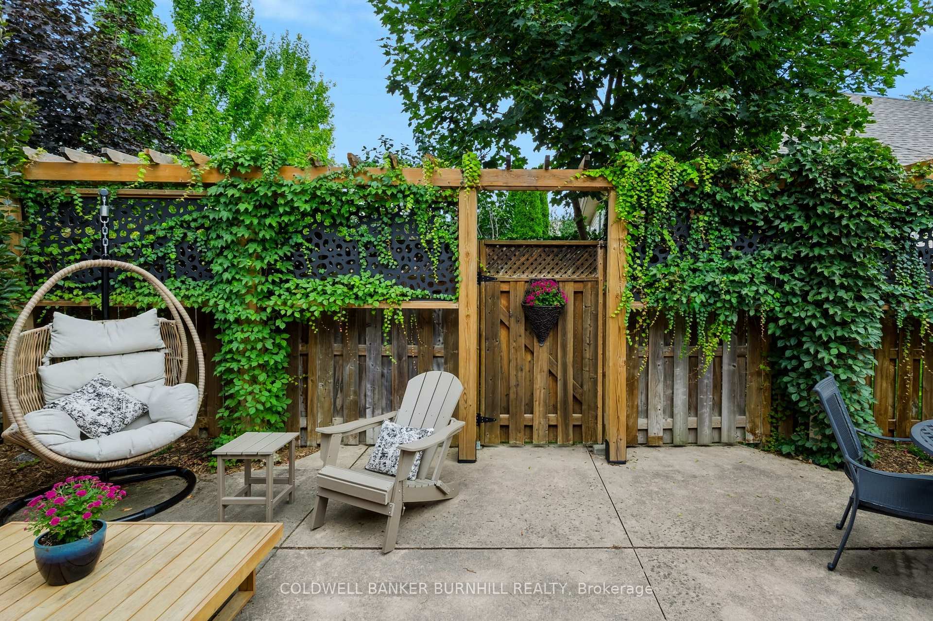 Photo 34 of Unit 2, 2243 Turnberry Road, Burlington, Rose — HOMEH