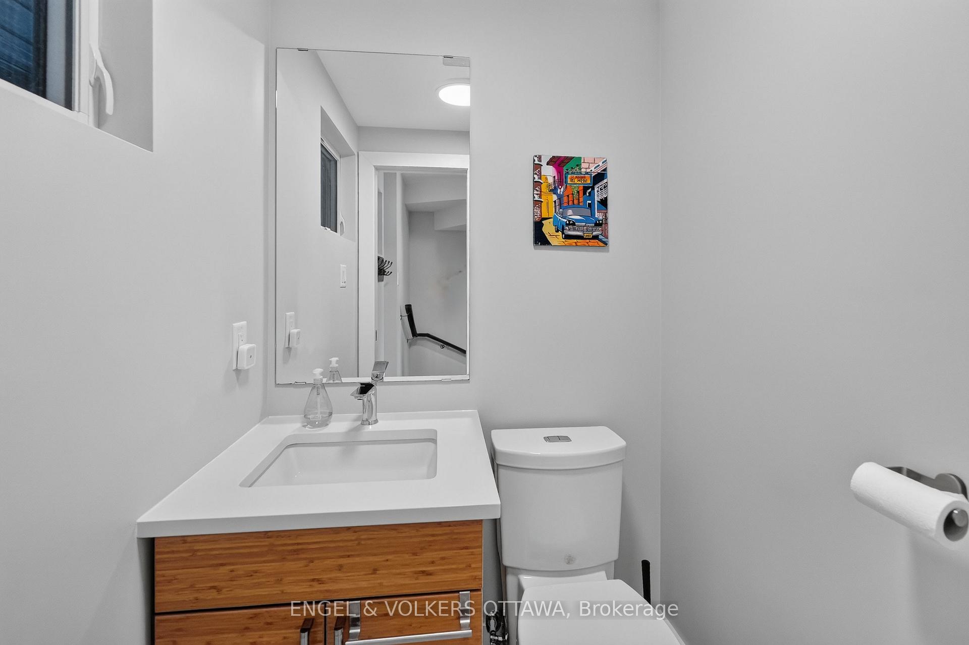 Photo 5 of 66 Jolliet Avenue, Ottawa, Vanier — HOMEH