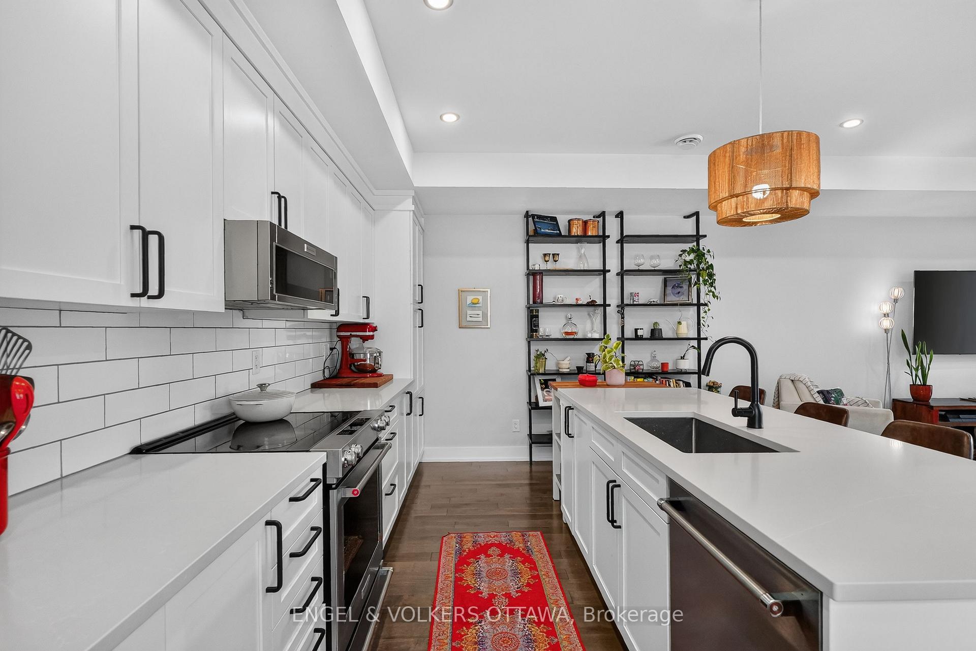 Photo 8 of 66 Jolliet Avenue, Ottawa, Vanier — HOMEH