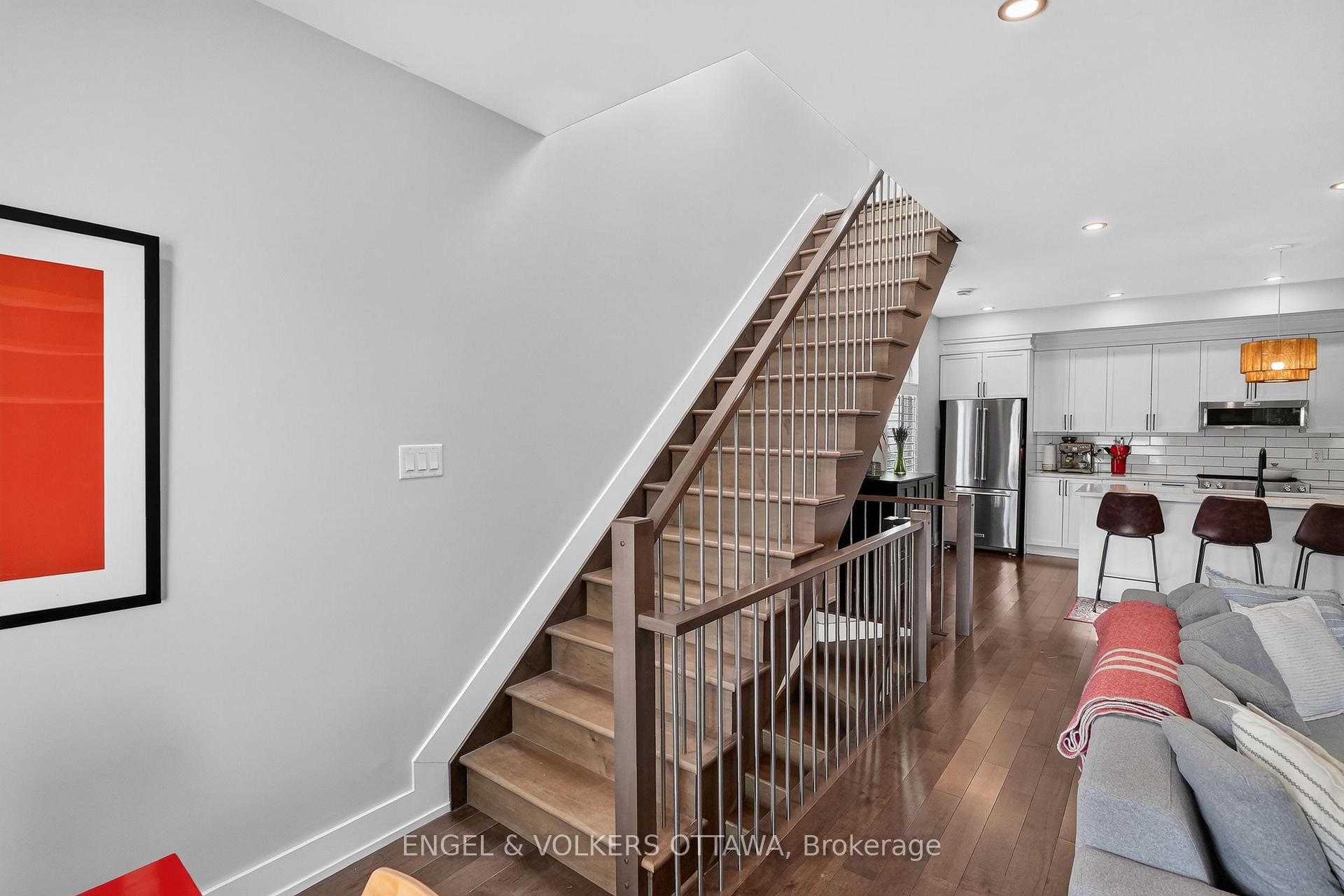 Photo 16 of 66 Jolliet Avenue, Ottawa, Vanier — HOMEH