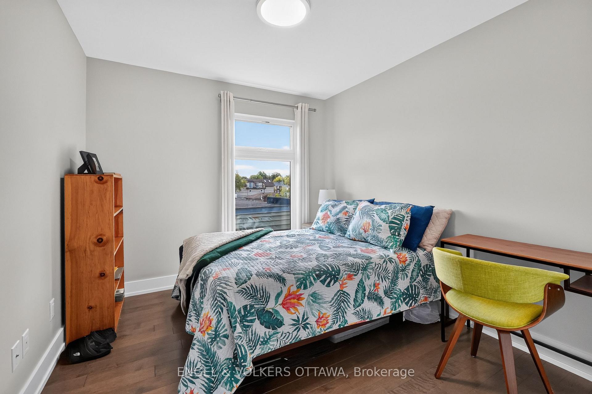 Photo 23 of 66 Jolliet Avenue, Ottawa, Vanier — HOMEH