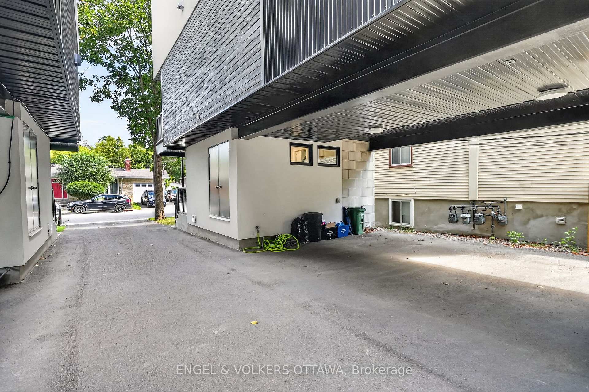 Photo 29 of 66 Jolliet Avenue, Ottawa, Vanier — HOMEH
