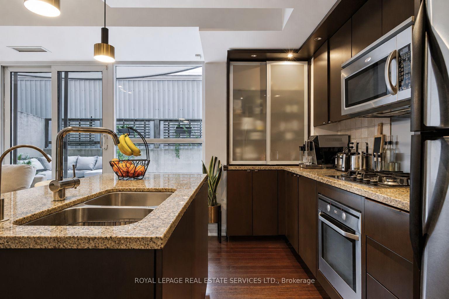 Photo 6 of Unit 207, 1430 Yonge Street, Toronto, Yonge-St. Clair — HOMEH