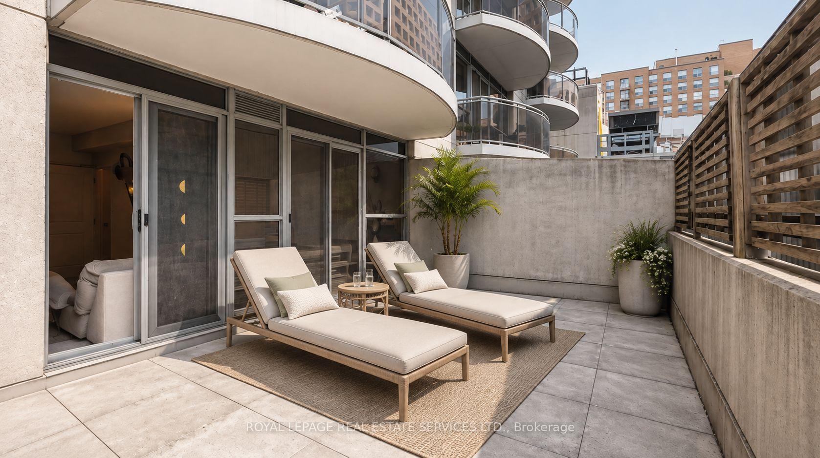 Photo 12 of Unit 207, 1430 Yonge Street, Toronto, Yonge-St. Clair — HOMEH