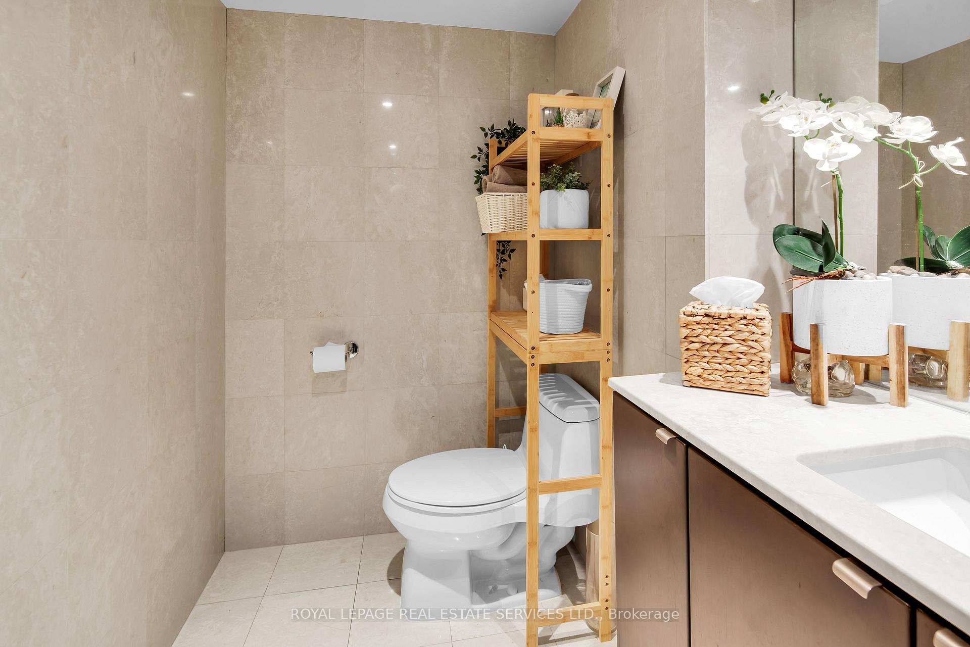 Photo 36 of Unit 207, 1430 Yonge Street, Toronto, Yonge-St. Clair — HOMEH