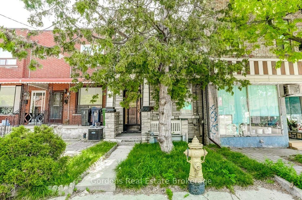 Photo of 177 Bellwoods Avenue
