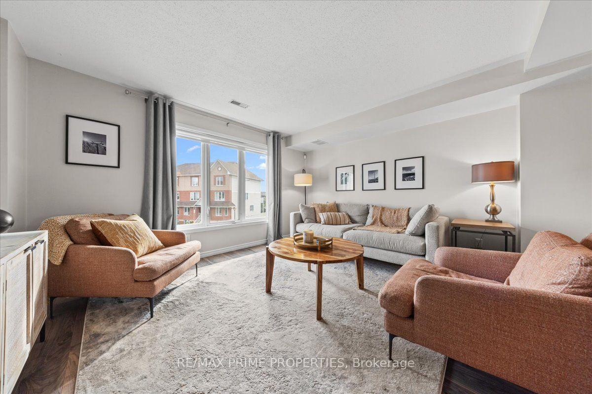 Photo 5 of 2314 Bois Vert Place, Ottawa, Avalon East — HOMEH