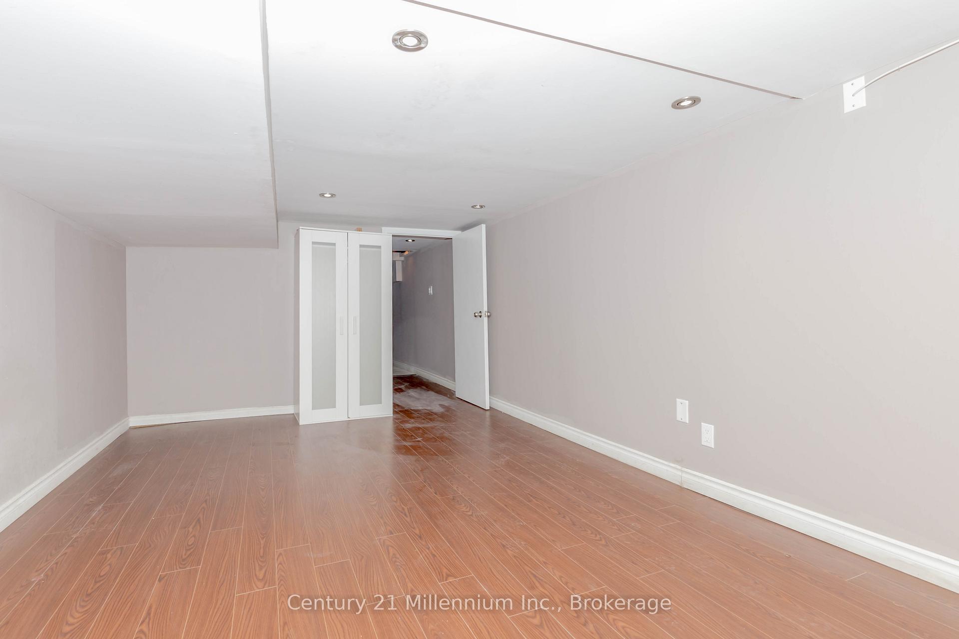Photo 30 of 69 Laing Street, Toronto, Greenwood-Coxwell — HOMEH
