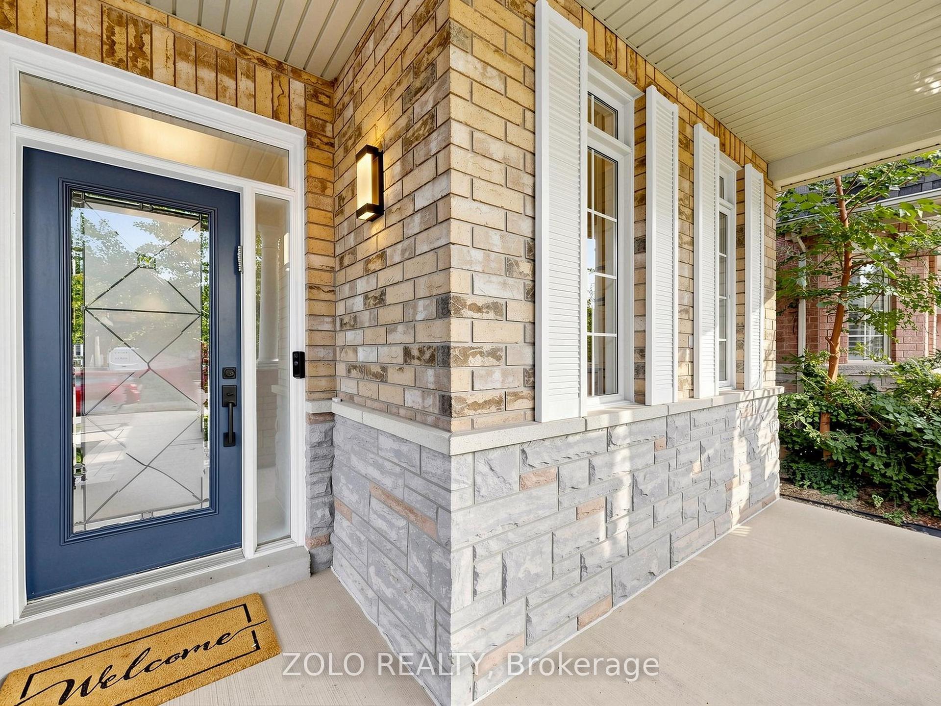 Photo 3 of 247 Summeridge Drive, Vaughan, Patterson — HOMEH