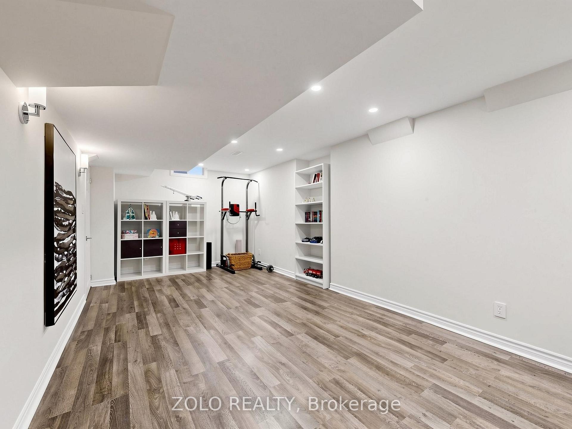 Photo 34 of 247 Summeridge Drive, Vaughan, Patterson — HOMEH