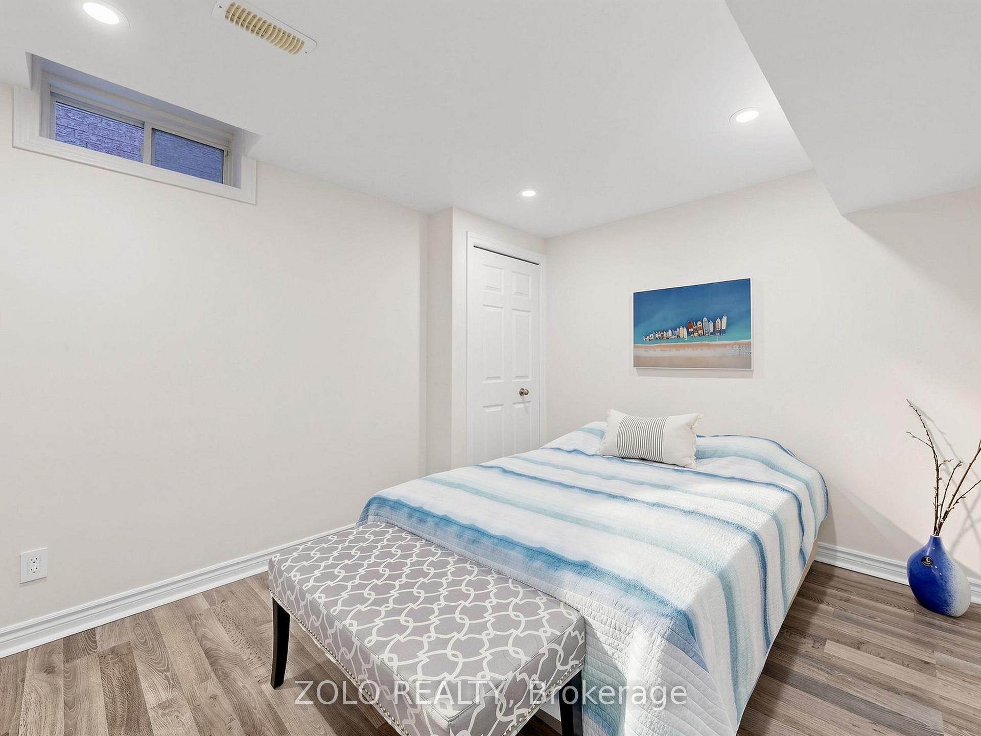 Photo 35 of 247 Summeridge Drive, Vaughan, Patterson — HOMEH