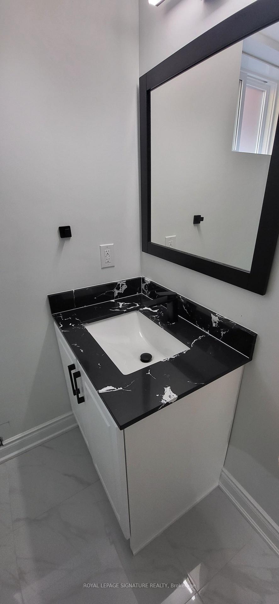 Photo 15 of Unit Bsmt, 2632 Birch Crescent, Mississauga, Clarkson — HOMEH