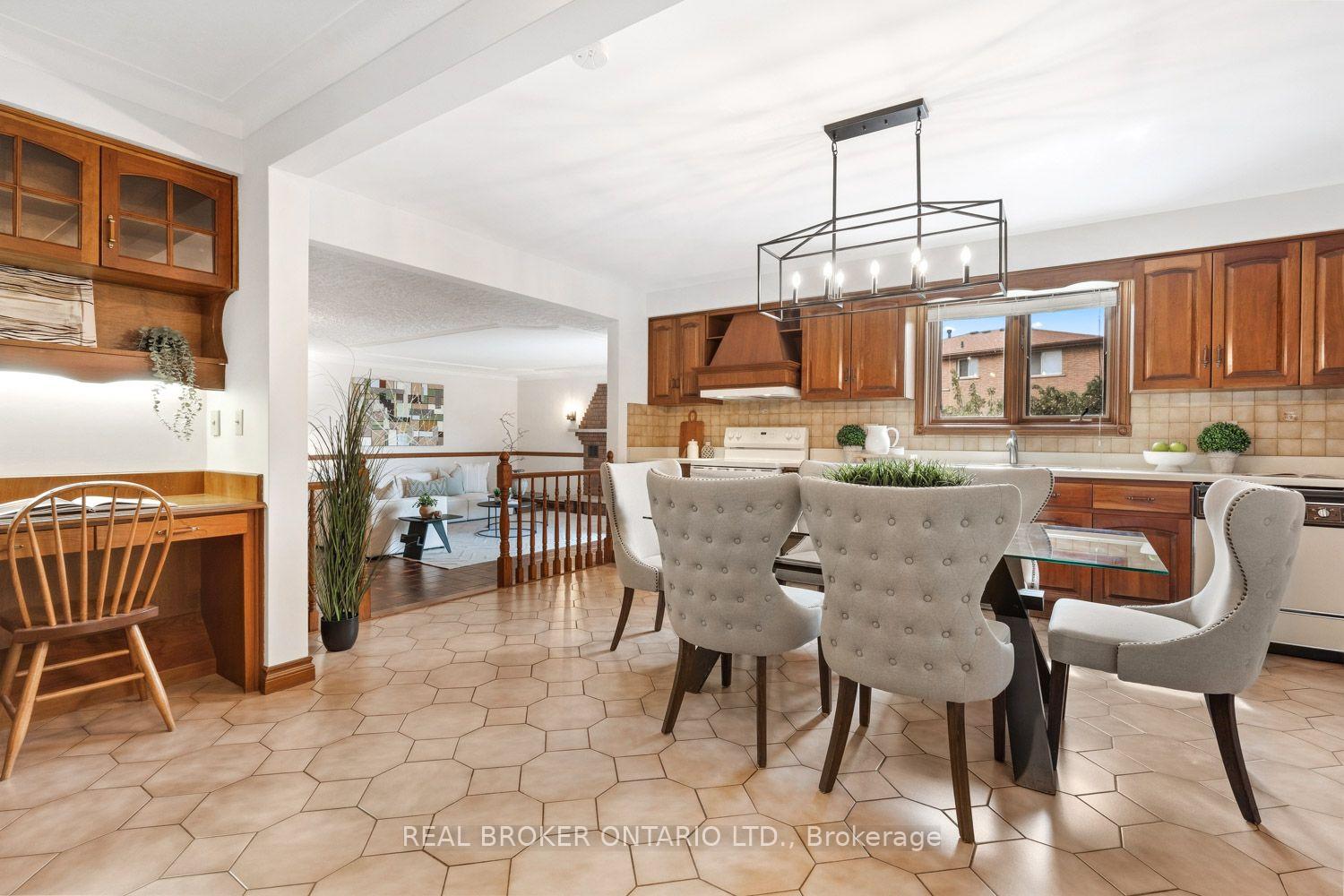 Photo 8 of 86 Monte Drive, Hamilton, Gershome — HOMEH