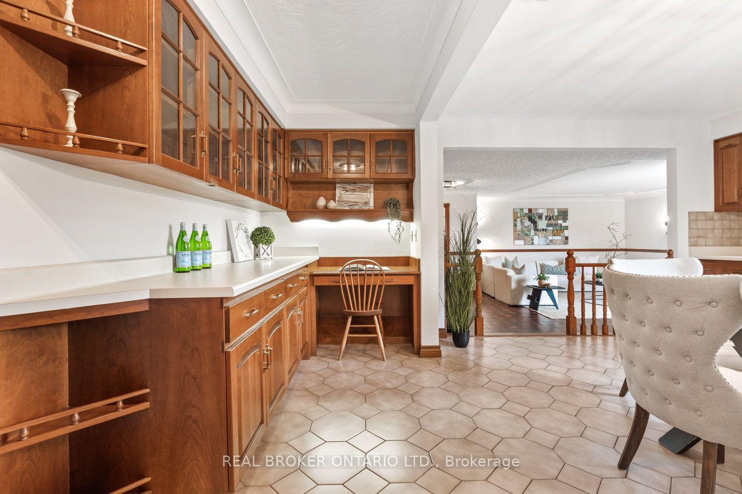 Photo 12 of 86 Monte Drive, Hamilton, Gershome — HOMEH