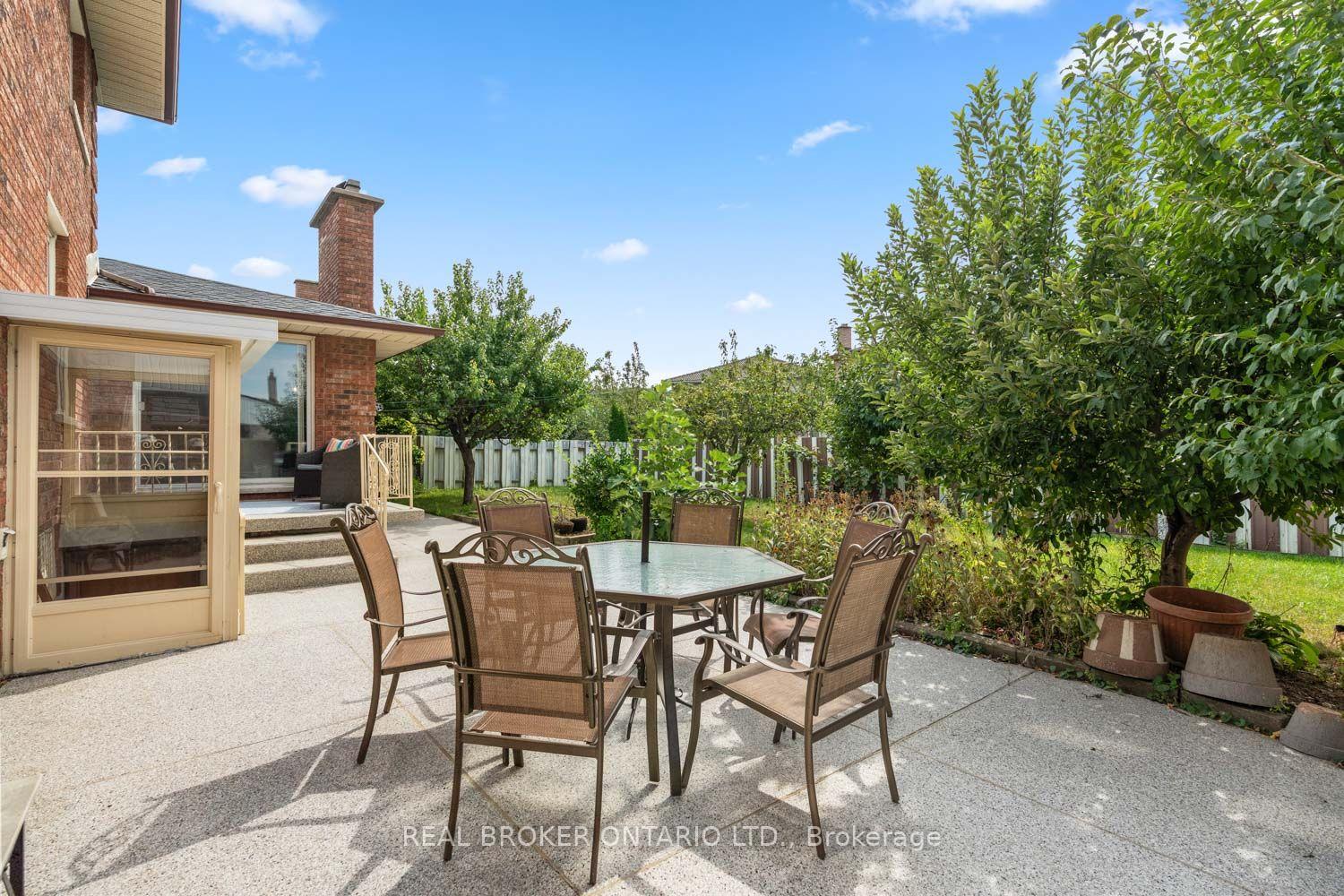 Photo 38 of 86 Monte Drive, Hamilton, Gershome — HOMEH
