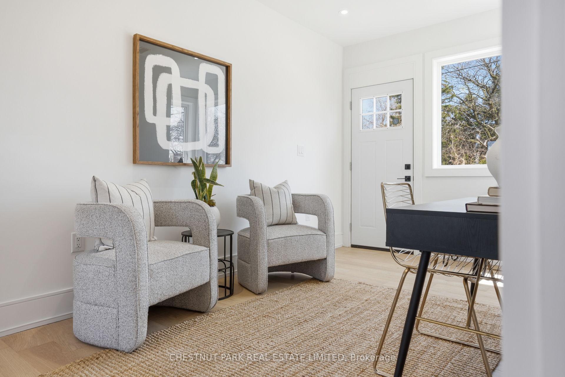Photo 18 of 86 Edgecroft Road, Etobicoke, Stonegate-Queensway — HOMEH