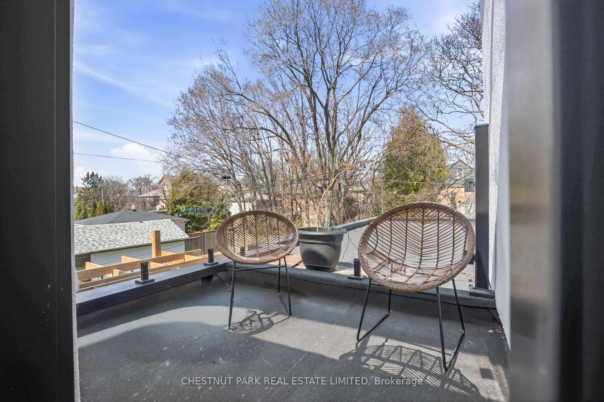 Photo 26 of 86 Edgecroft Road, Etobicoke, Stonegate-Queensway — HOMEH