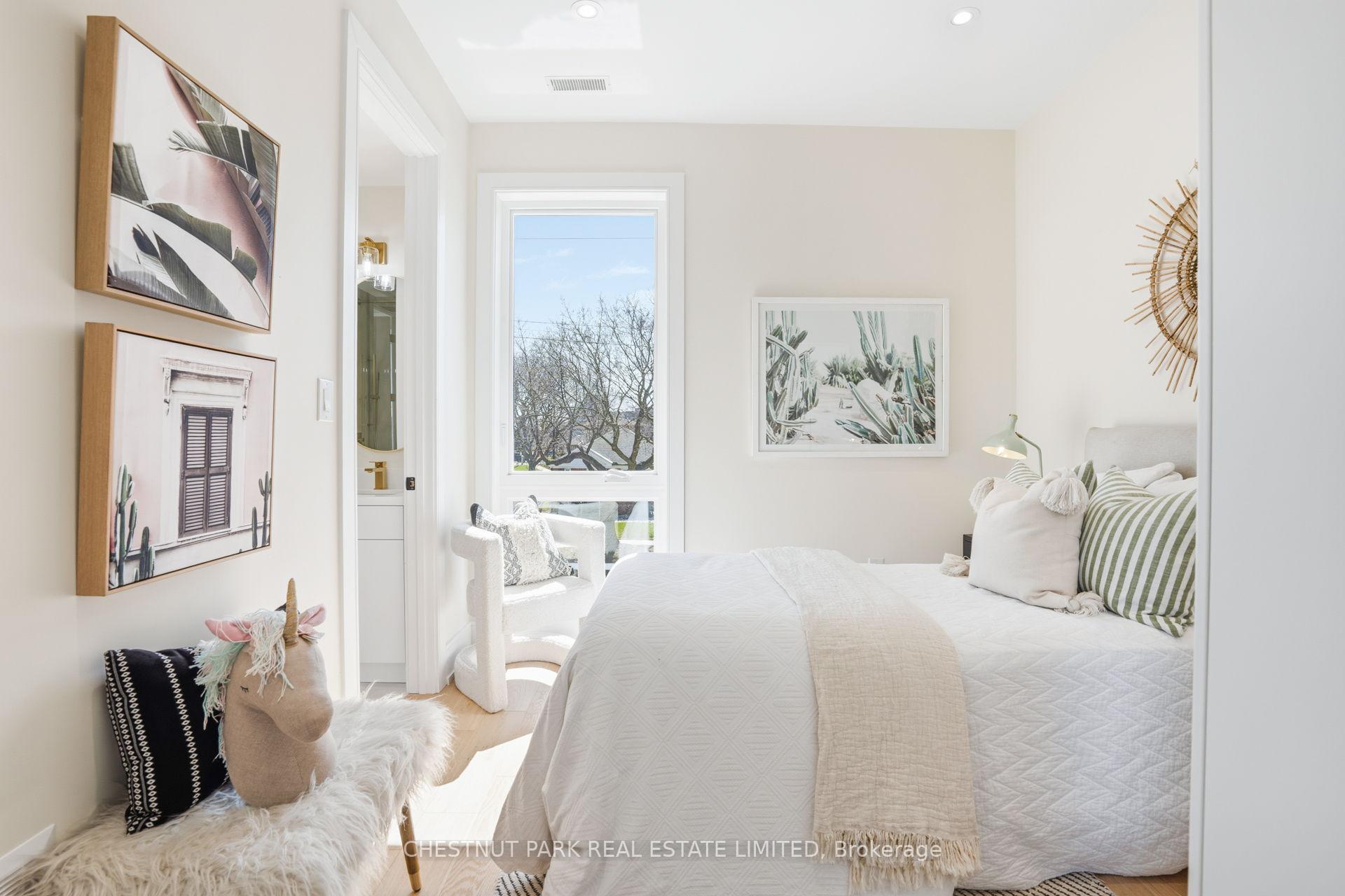 Photo 33 of 86 Edgecroft Road, Etobicoke, Stonegate-Queensway — HOMEH