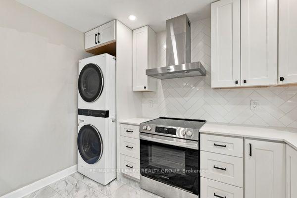 Photo 12 of 1321 Rideout Crescent, Ottawa, Parkway Park — HOMEH