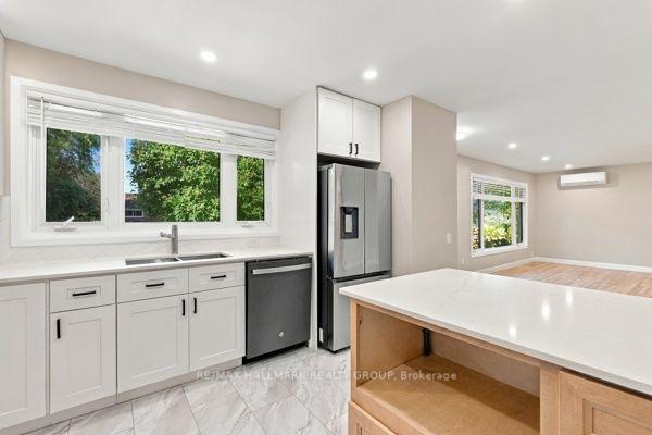 Photo 13 of 1321 Rideout Crescent, Ottawa, Parkway Park — HOMEH