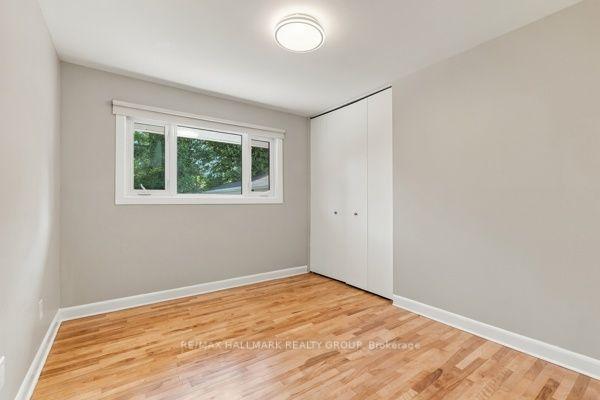 Photo 16 of 1321 Rideout Crescent, Ottawa, Parkway Park — HOMEH