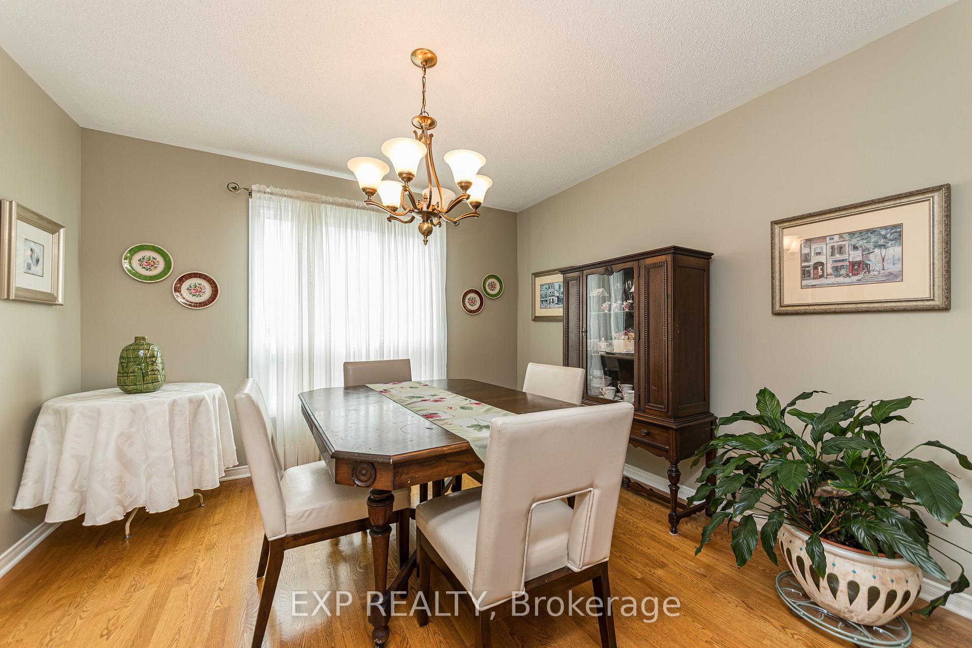 Photo 8 of 2162 Gardenway Drive, Ottawa, Fallingbrook/Gardenway South — HOMEH