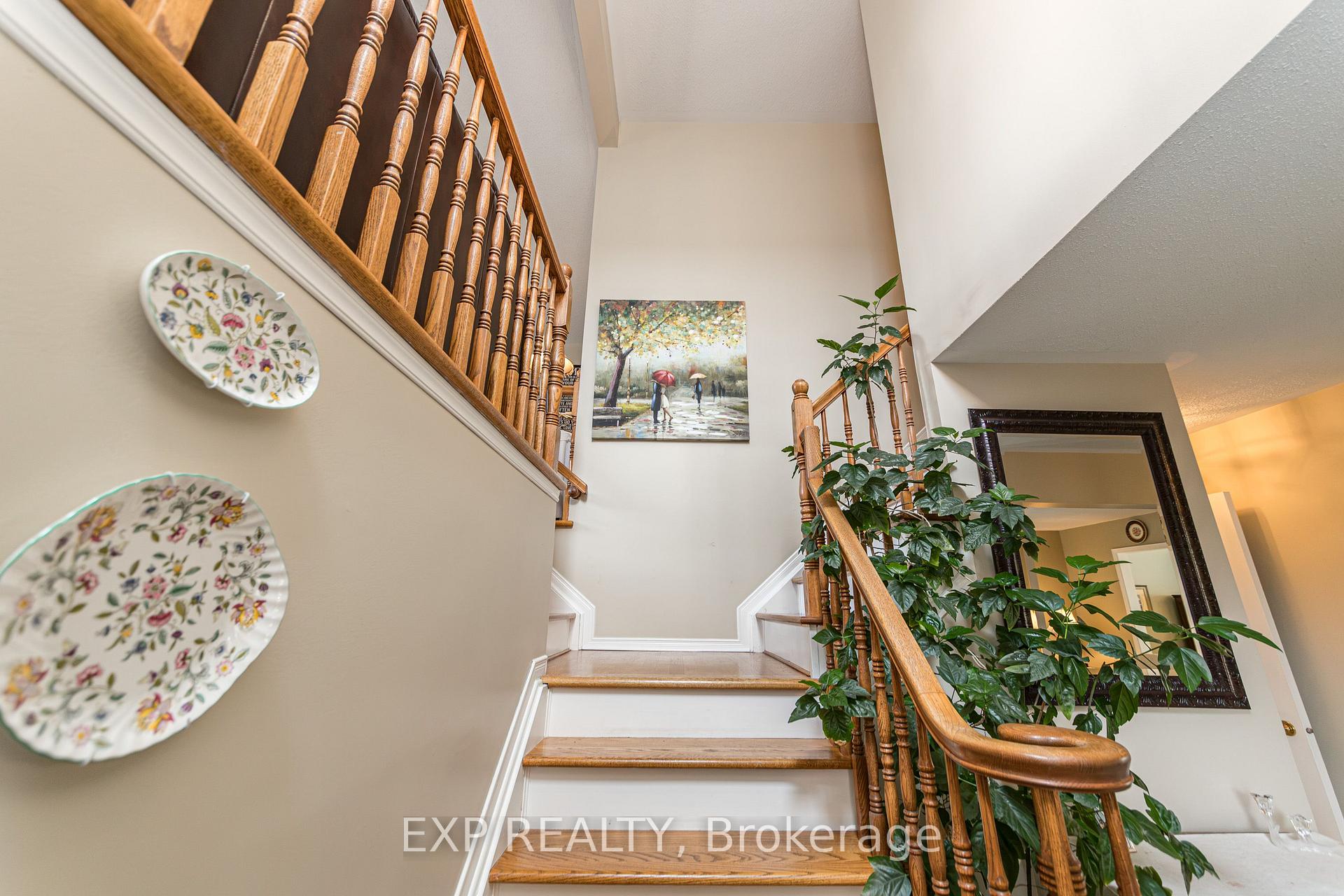 Photo 16 of 2162 Gardenway Drive, Ottawa, Fallingbrook/Gardenway South — HOMEH