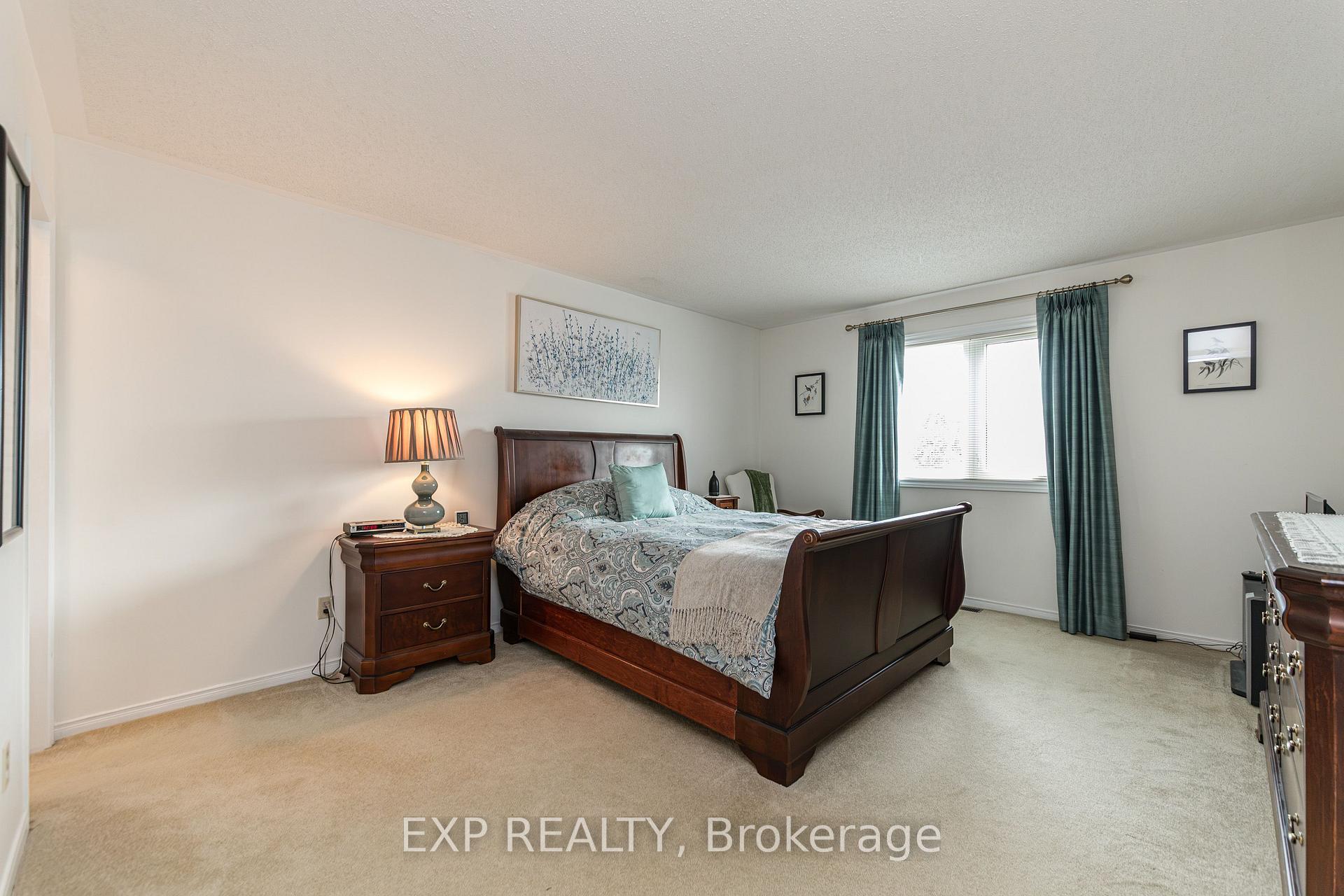 Photo 21 of 2162 Gardenway Drive, Ottawa, Fallingbrook/Gardenway South — HOMEH