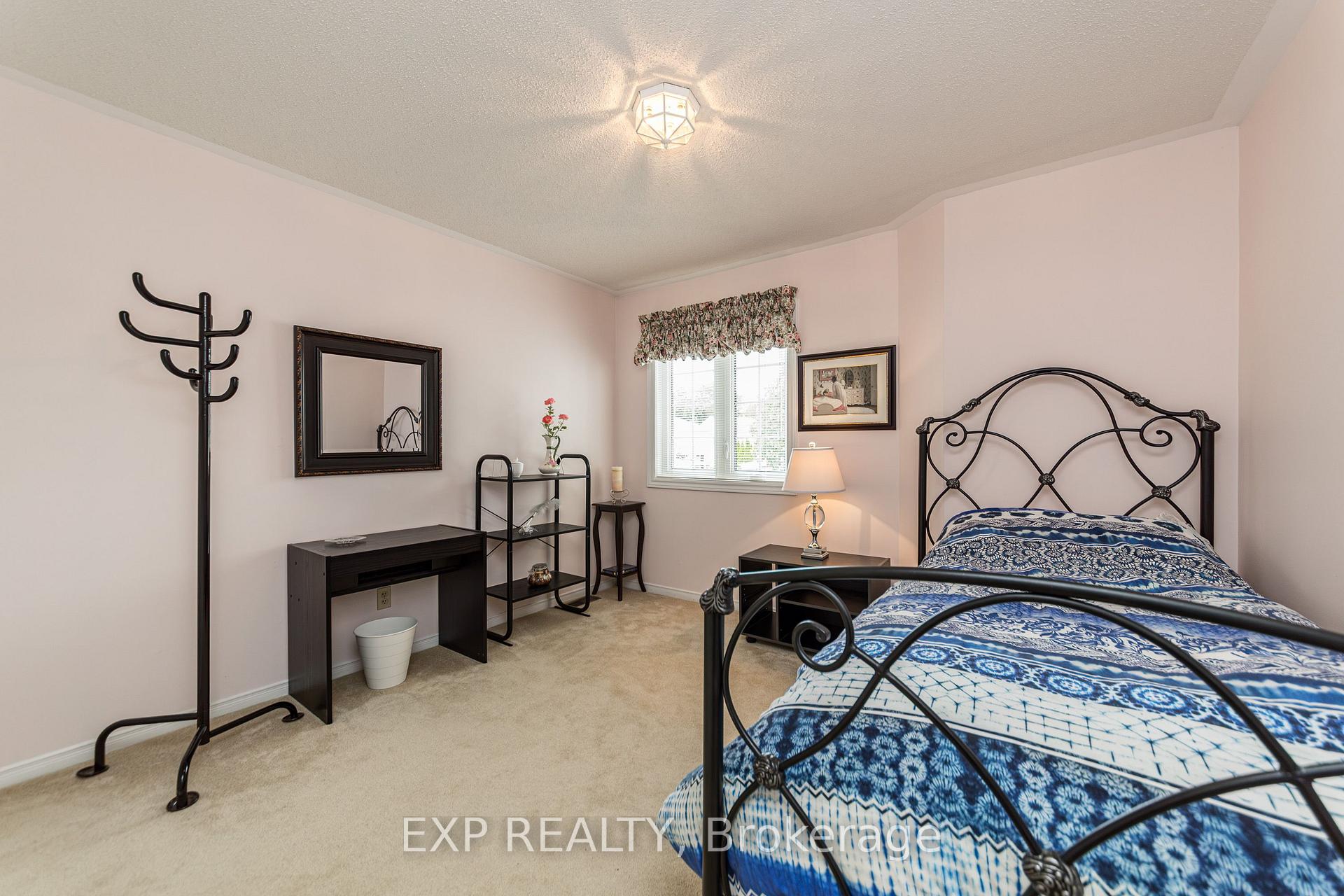 Photo 28 of 2162 Gardenway Drive, Ottawa, Fallingbrook/Gardenway South — HOMEH