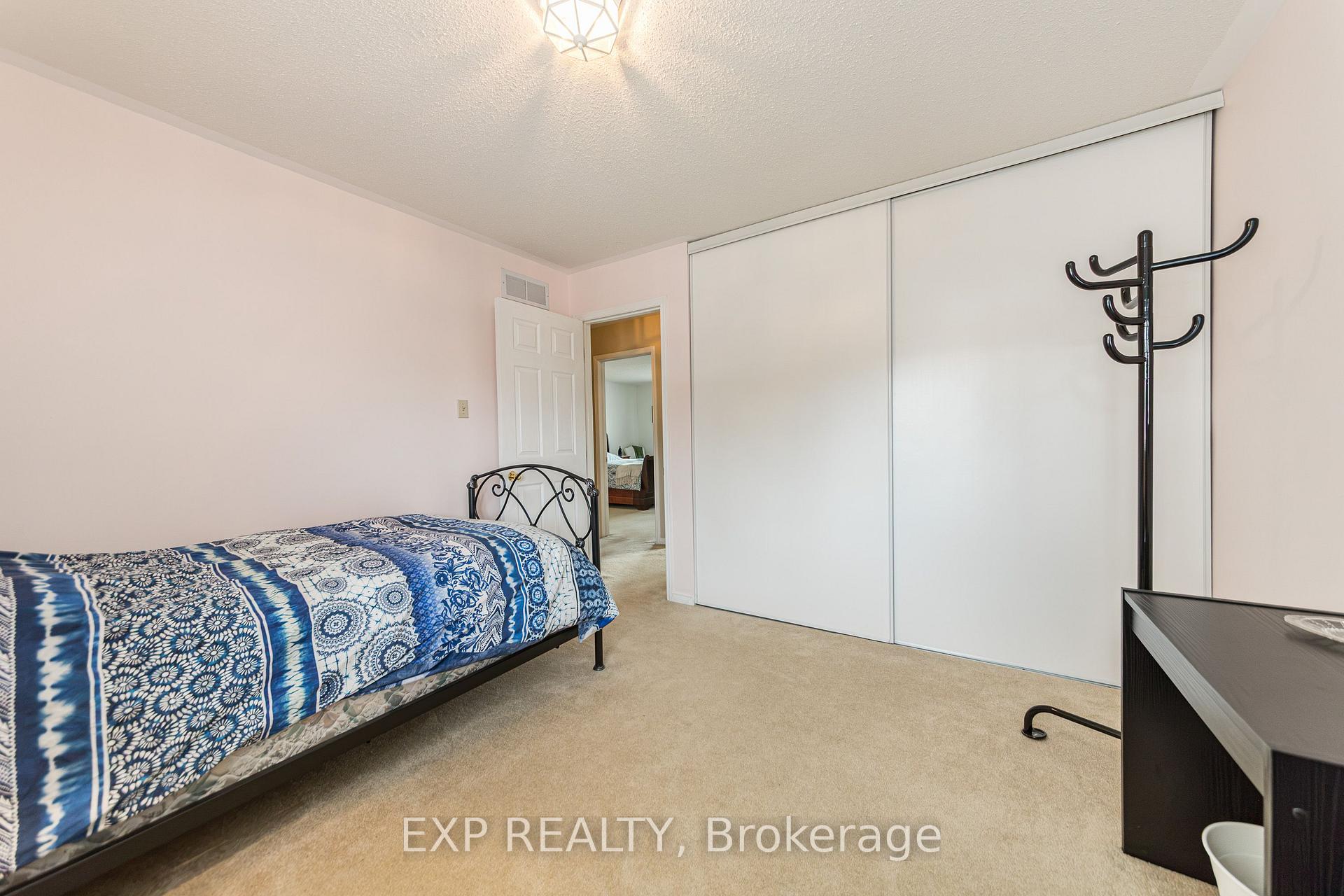 Photo 29 of 2162 Gardenway Drive, Ottawa, Fallingbrook/Gardenway South — HOMEH