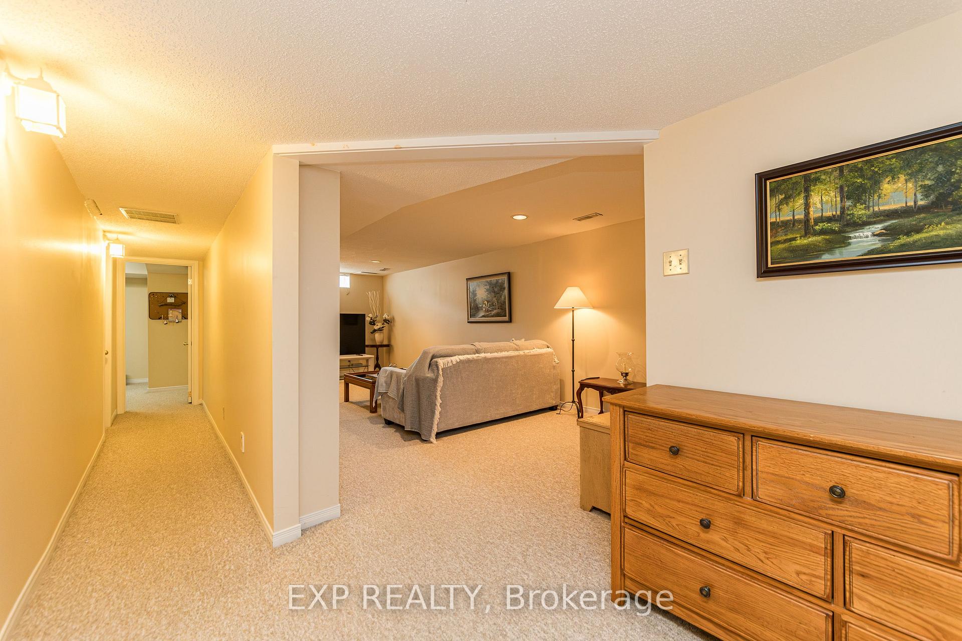 Photo 30 of 2162 Gardenway Drive, Ottawa, Fallingbrook/Gardenway South — HOMEH