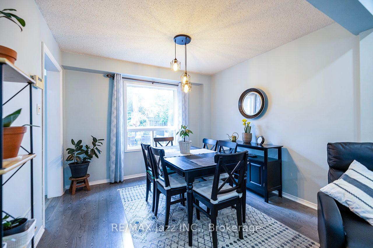 Photo 9 of 23 Meredith Court, Clarington, Courtice — HOMEH