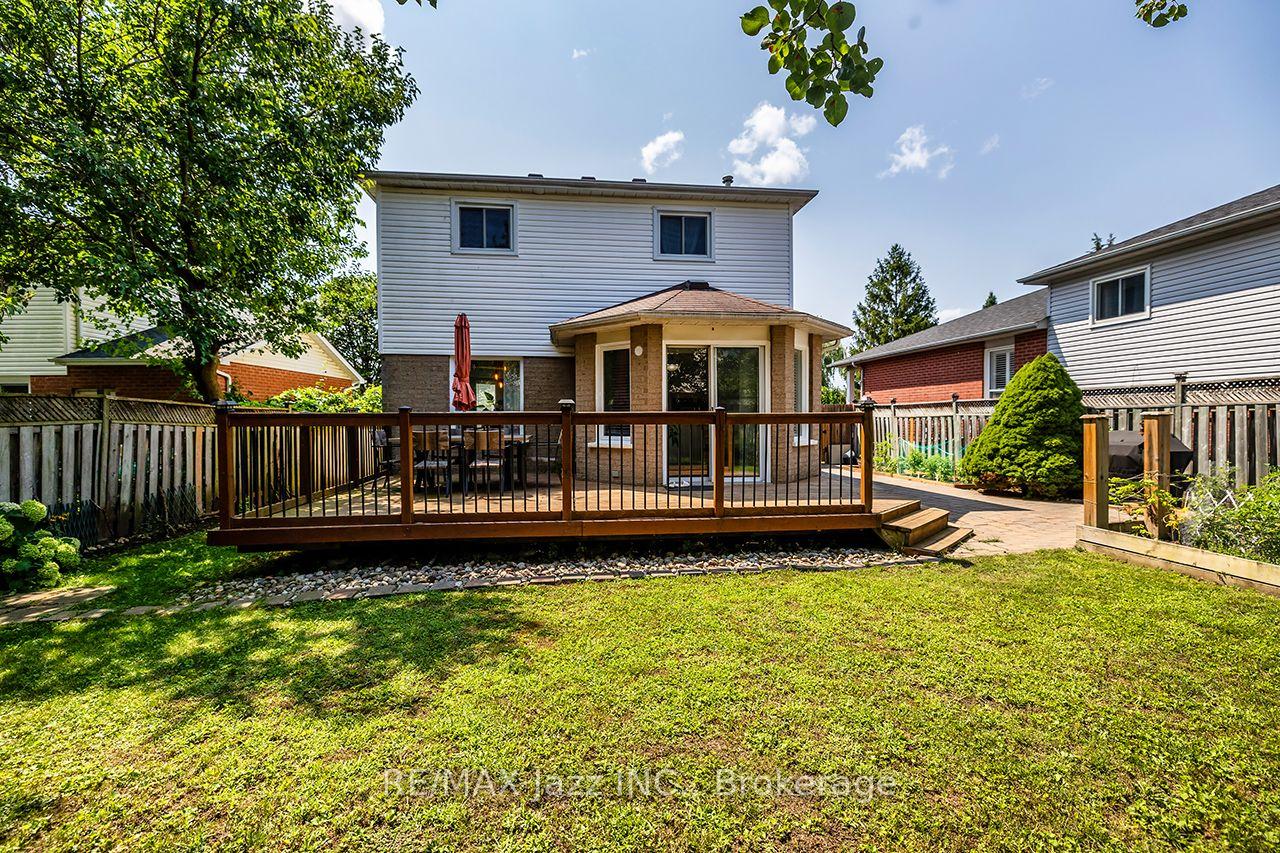 Photo 37 of 23 Meredith Court, Clarington, Courtice — HOMEH