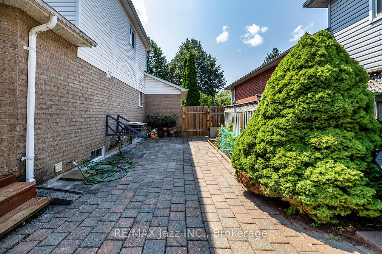 Photo 41 of 23 Meredith Court, Clarington, Courtice — HOMEH
