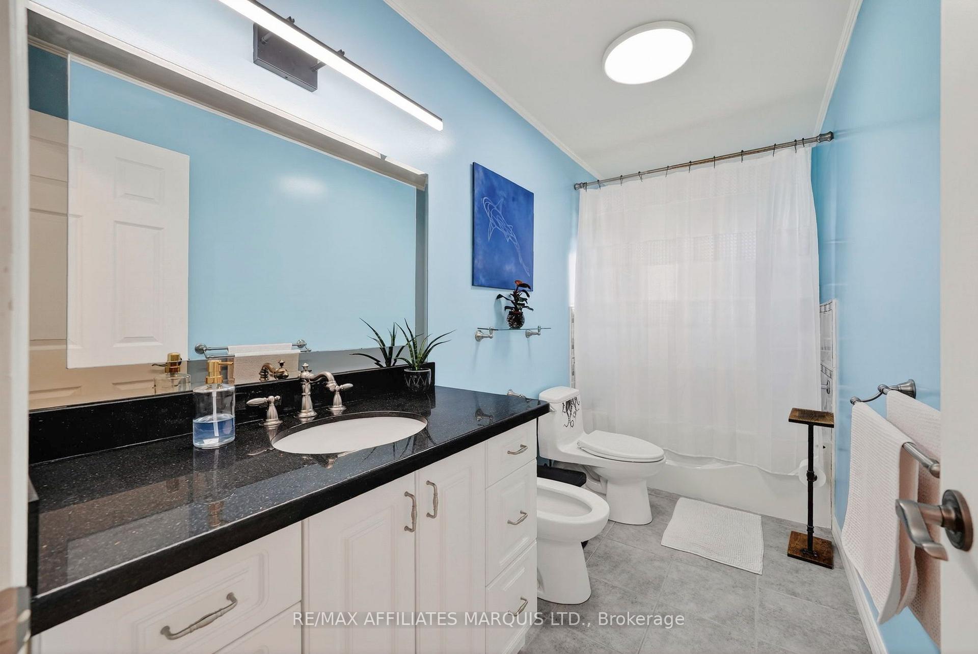 Photo 11 of 2706 Ross Avenue, Cornwall, Cornwall — HOMEH