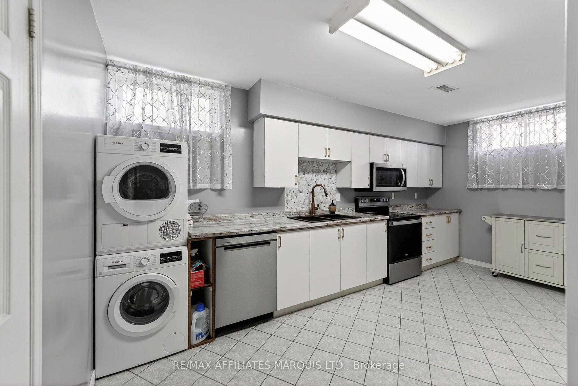 Photo 14 of 2706 Ross Avenue, Cornwall, Cornwall — HOMEH